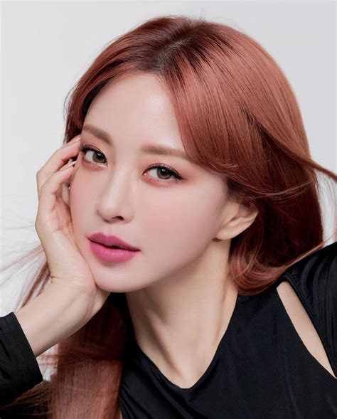 han ye seul ysl|한예슬 .